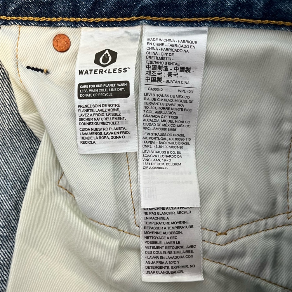 NWT Levi's 50s Straight Denim Jeans Medium Rinse Blue Size 36 - Picture 9 of 11